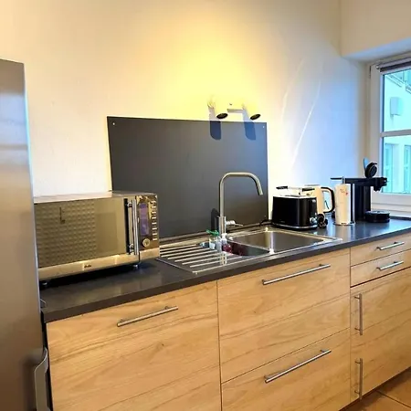 아파트 Gaestewohnung Grueningen *